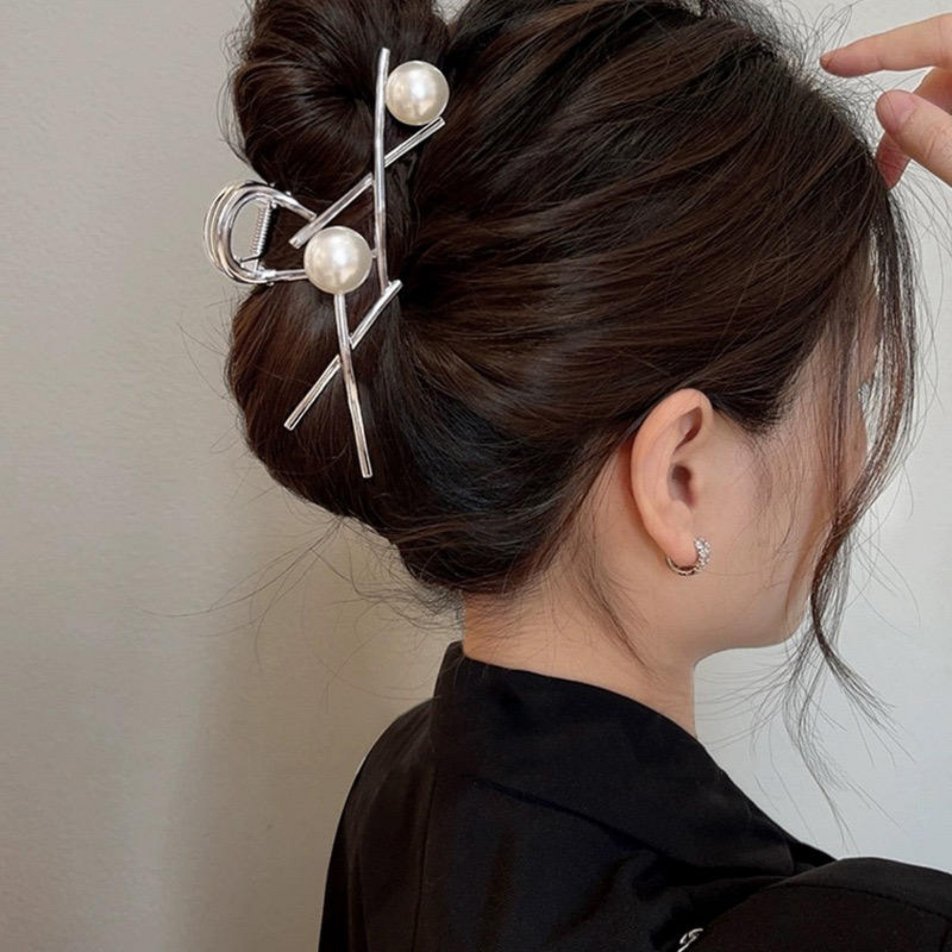 Giggles Boo Elegant Pearl Hair Claw Clip Metal Cross Design for Girls and Women Pack of 2pcs