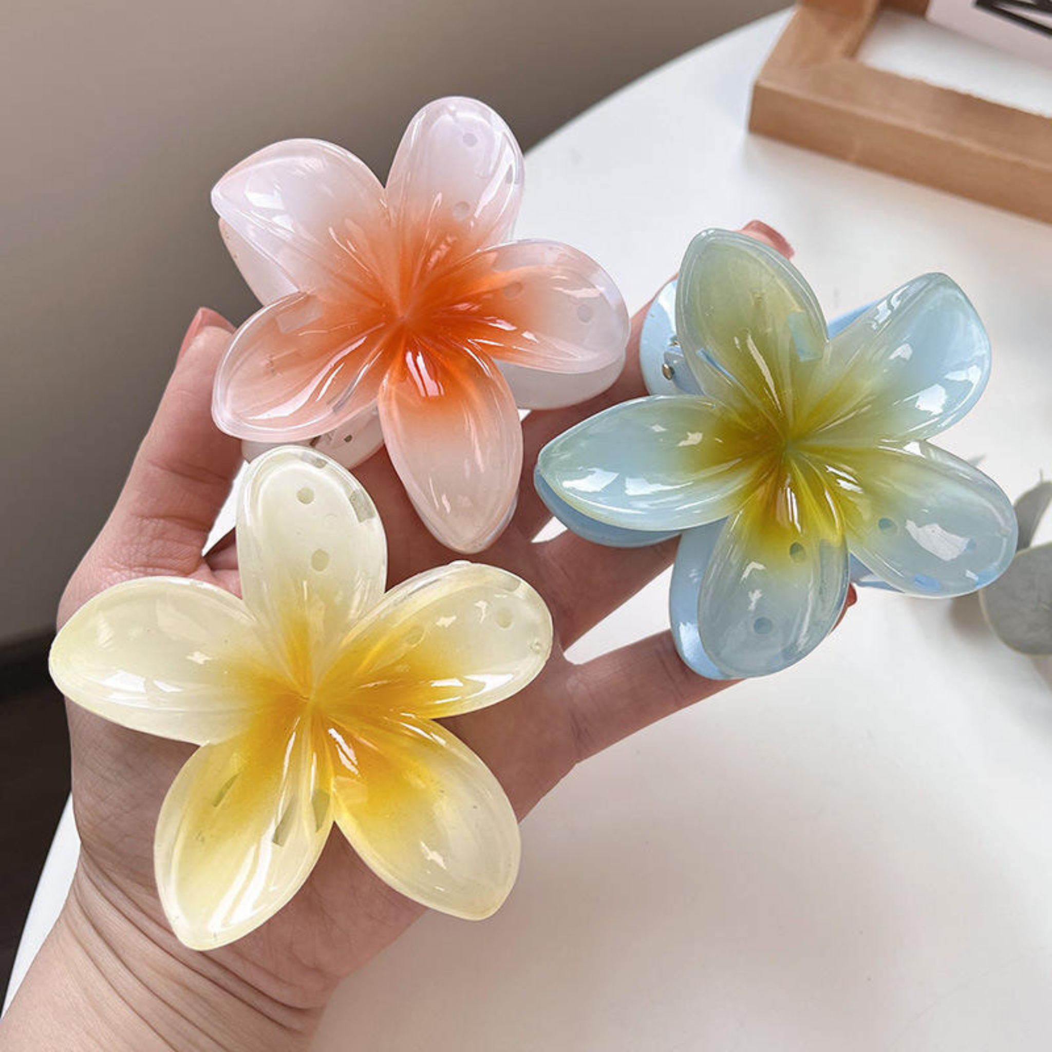 Hair Accessories Claw Flower Plumeria Clutcher Resin Women girls pack of 2 big clip