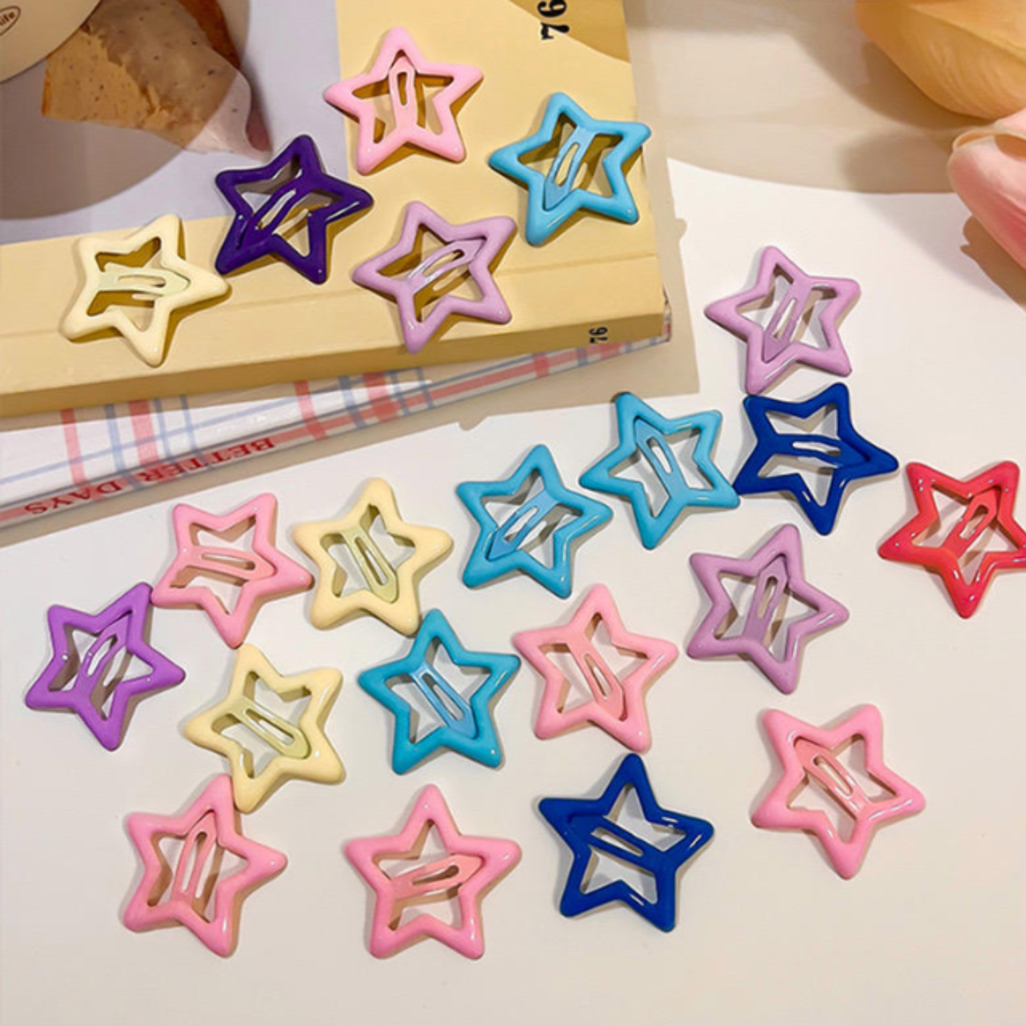 star-shaped hair clips 