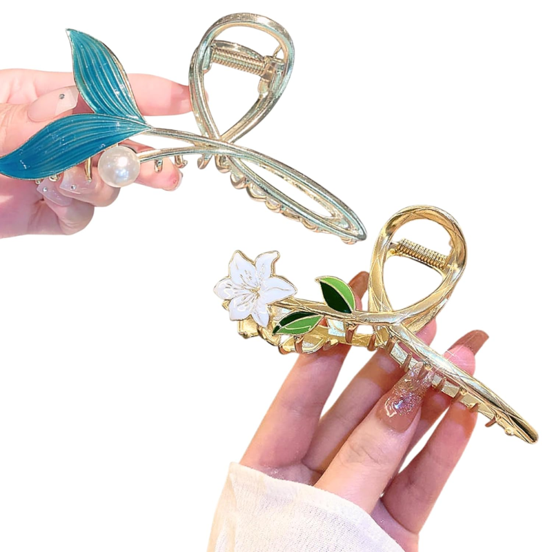Giggle Boo hair claw set
Metal flower hair clip
Mermaid tail hair clip
Pack of 2 claw clips