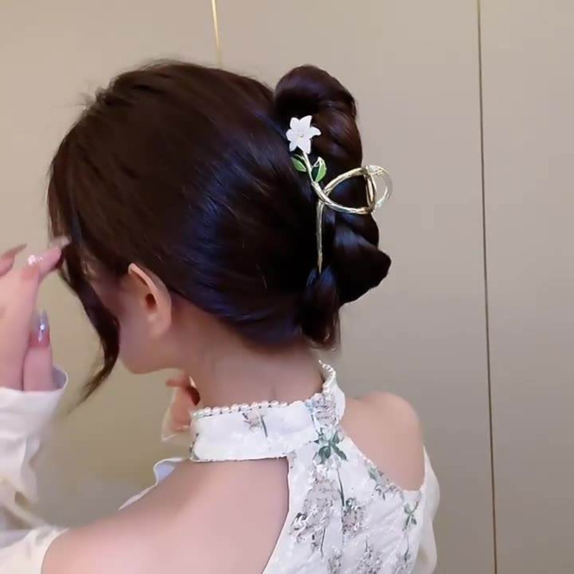 Korean Style Hair Clip Elegant Hair Claw Fashion Hair Clip Trendy Hair Accessories Gift for Her