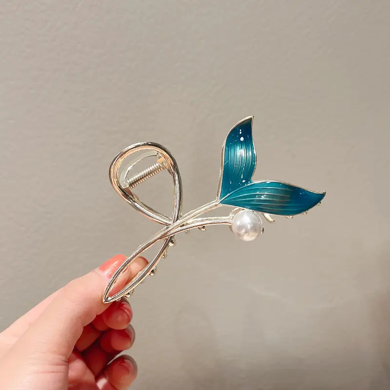 Mermaid Hair Claw Pins With White Pearl 