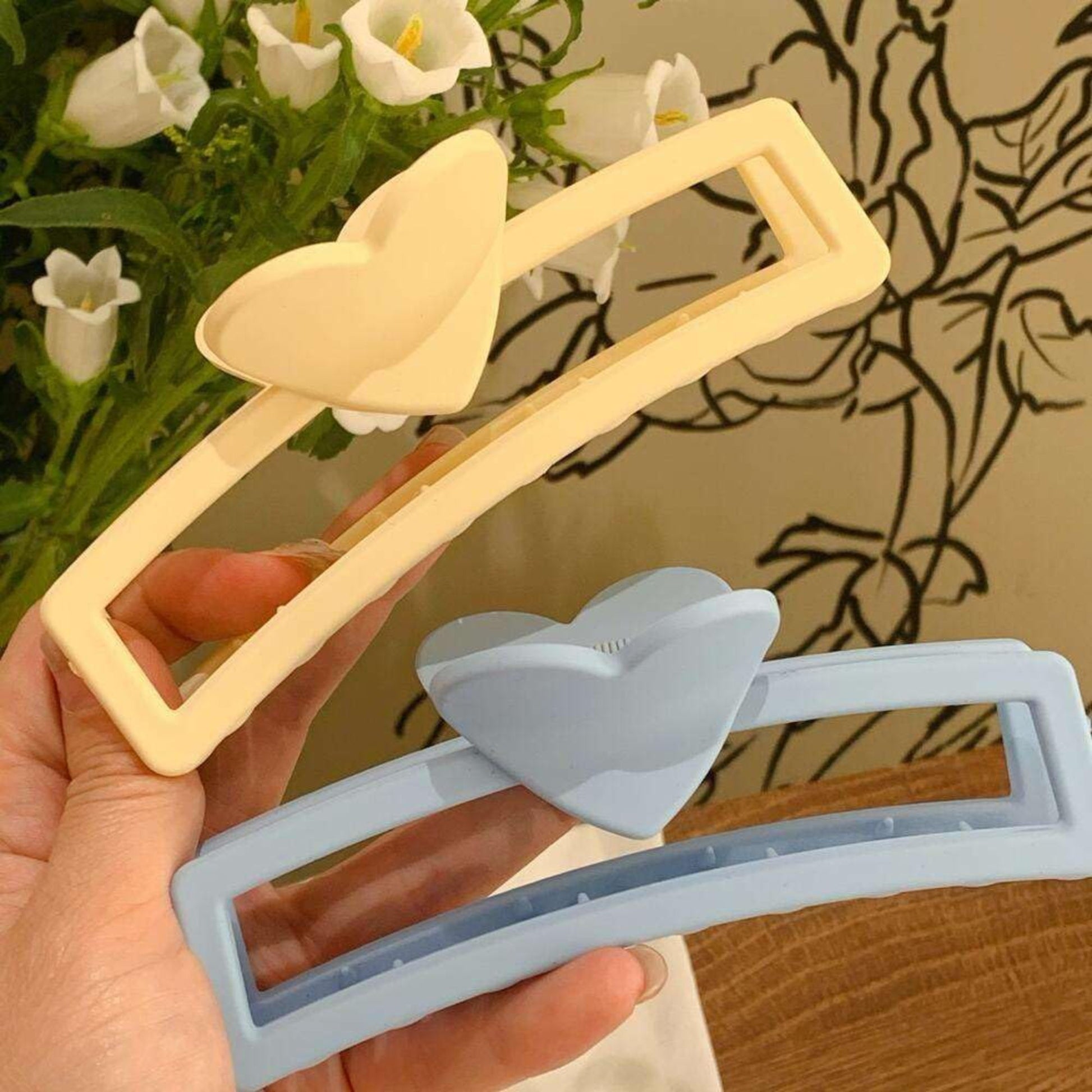  Multicolor Heart Claw Clips 