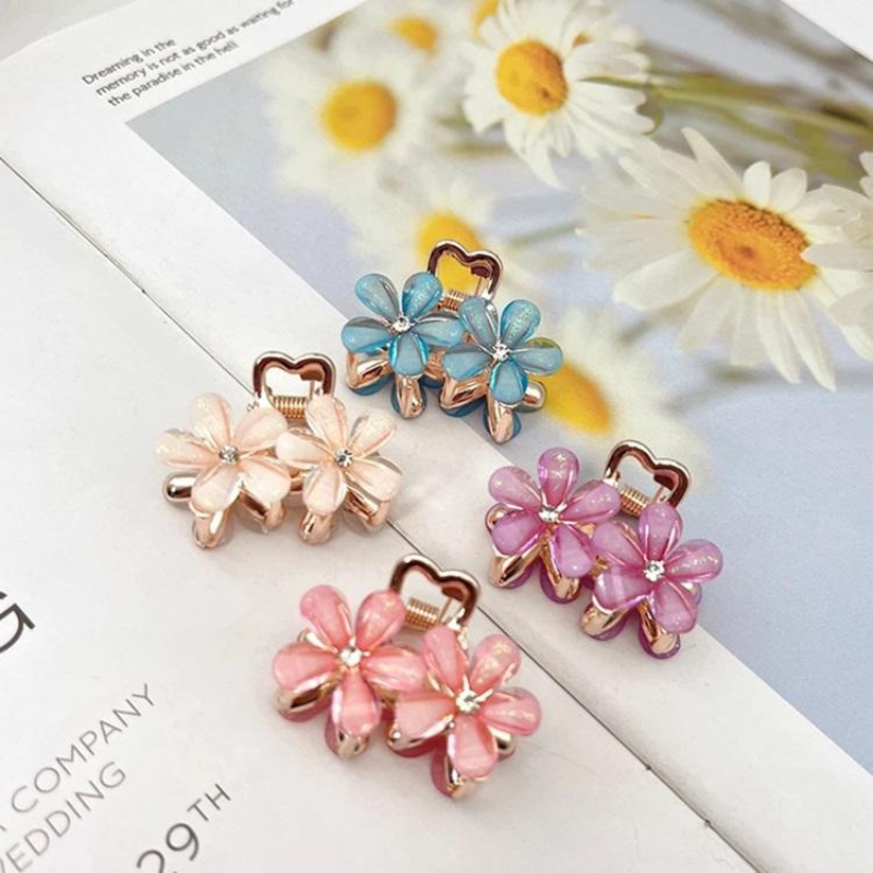 Giggles Boo Pack of 4 Mini Metal Hair Claw Clips for Women & Girls | Cute Daisy Flower Hair Clips, Pastel Colours, Non-Slip Strong Hold Accessories