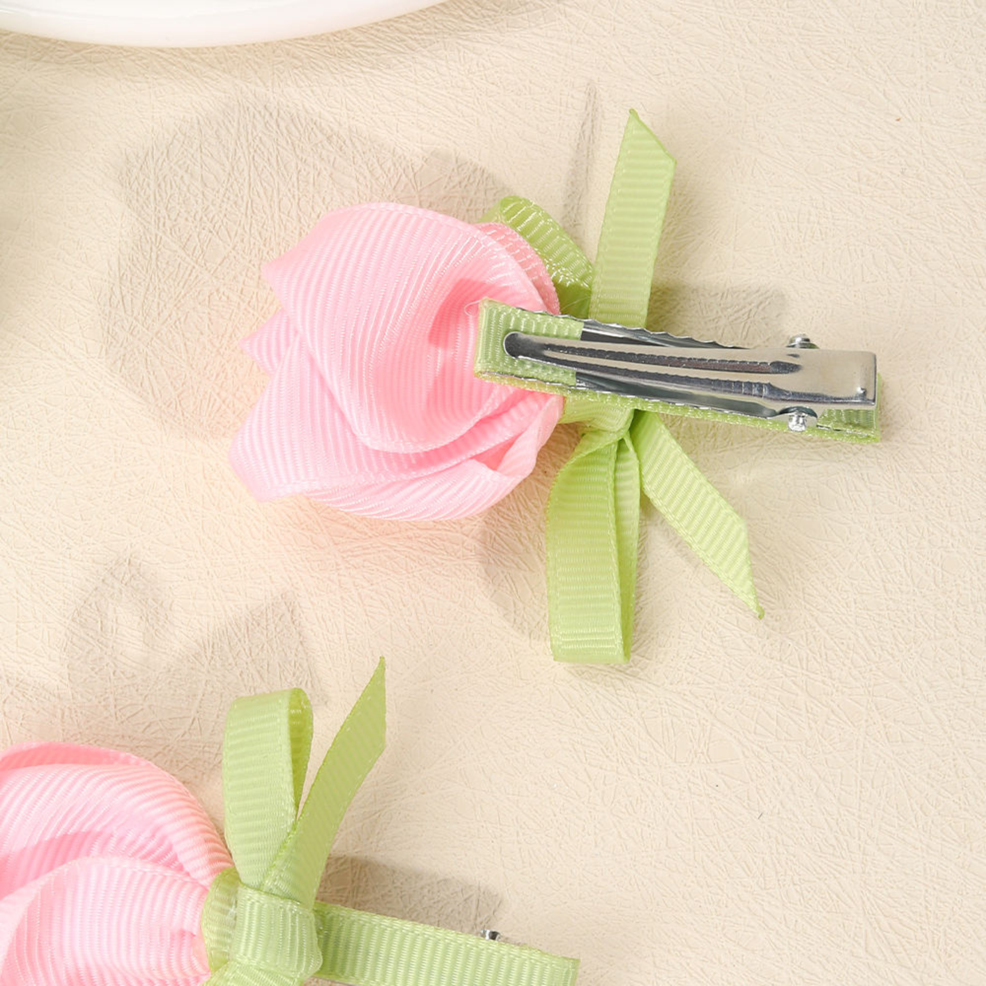 girls hair styling clip, kids fashion hair clips, everyday hair clip