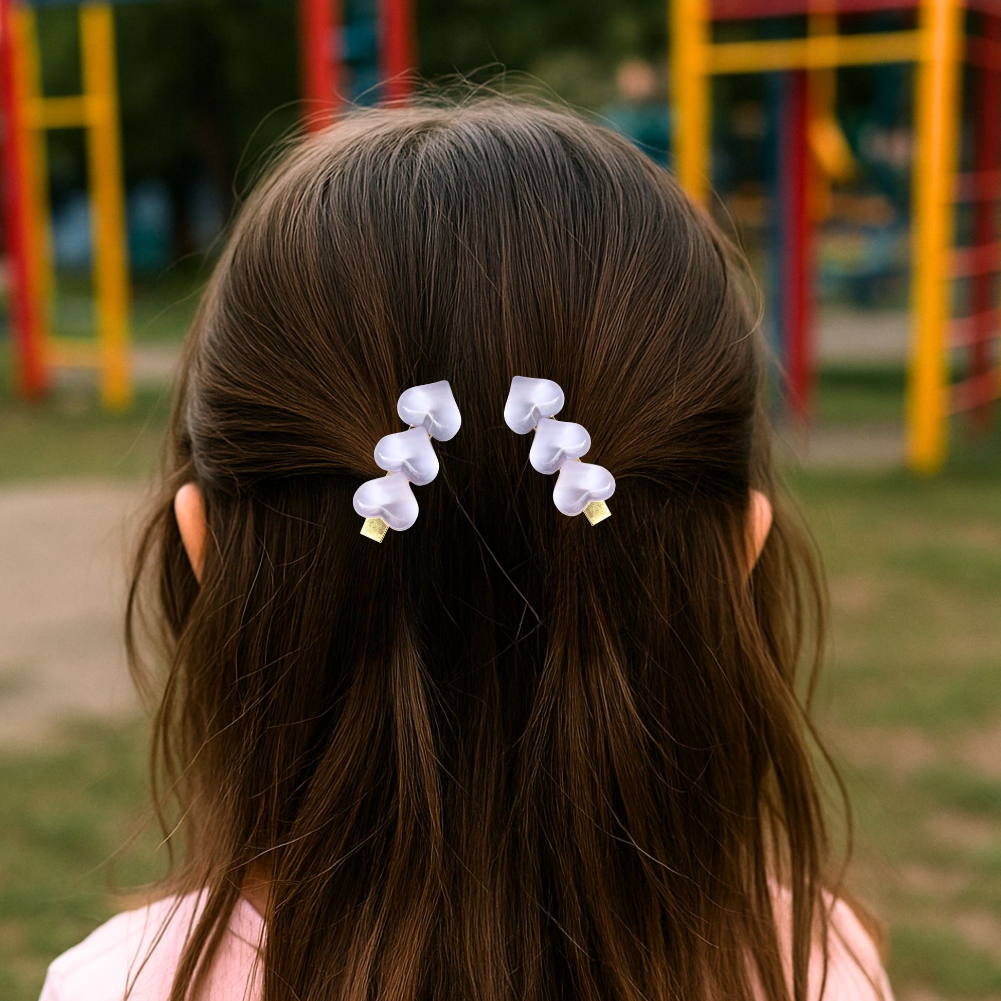 one lavender Golden metal base for a strong hold